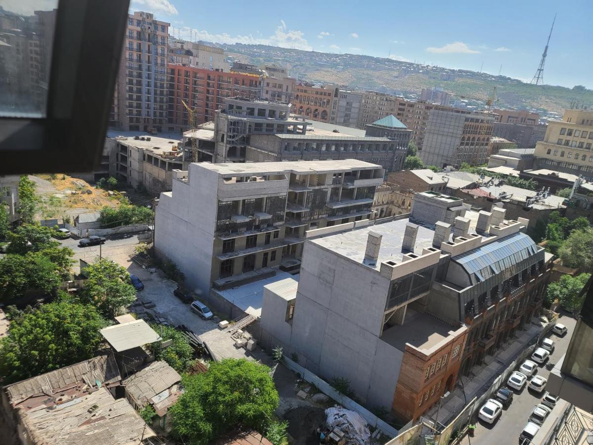 Pride Properties Welcomes You At 17 Buzant St 11-166 Yerevan Armenia Exterior foto